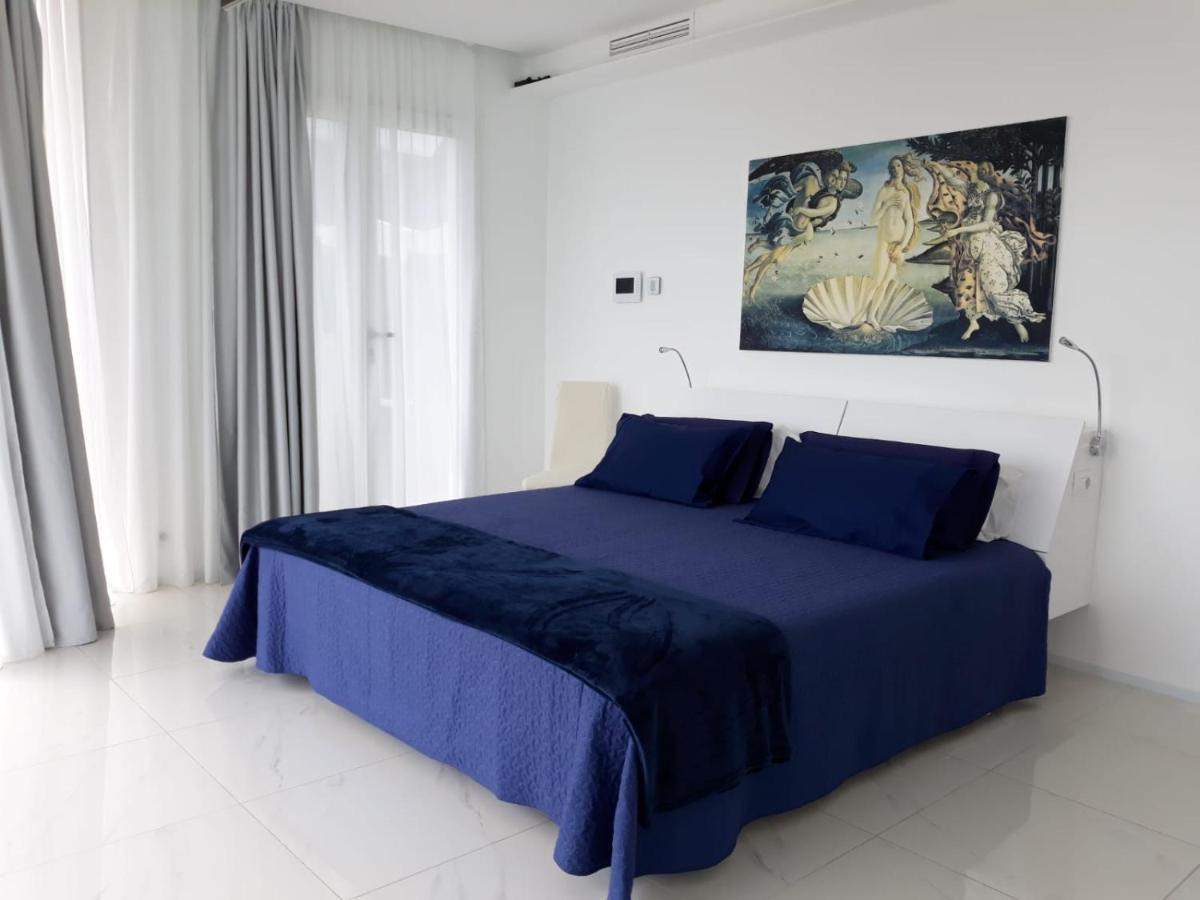 Villa Luxury Paradise Suites Salobrena Ngoại thất bức ảnh