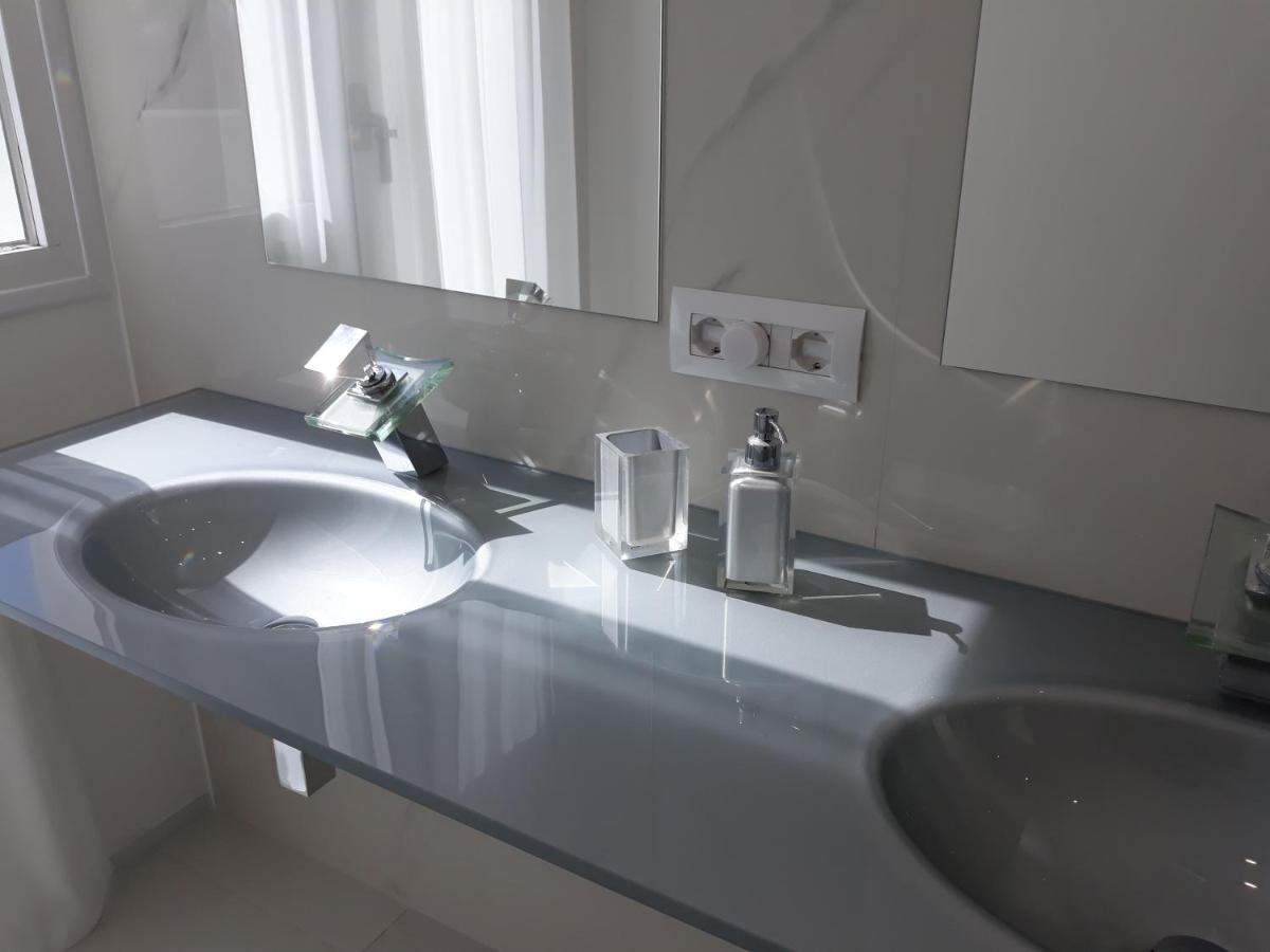 Villa Luxury Paradise Suites Salobrena Ngoại thất bức ảnh